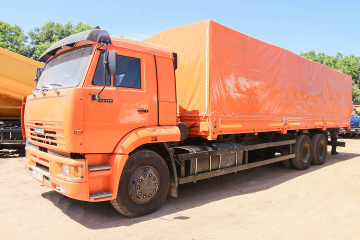 xe-tai-thung-kamaz-65117-6x4-long-ii-9m088